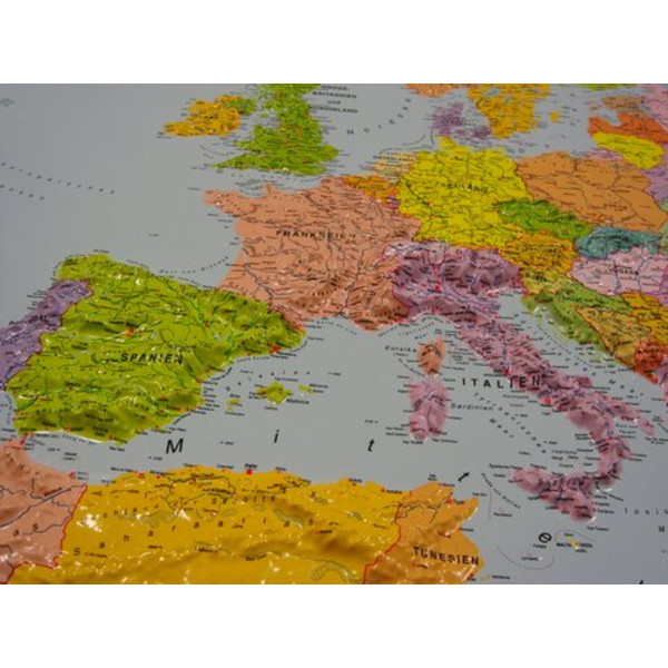 geo-institut GEO Institute Silver line continental political relief map of Europe (in German)