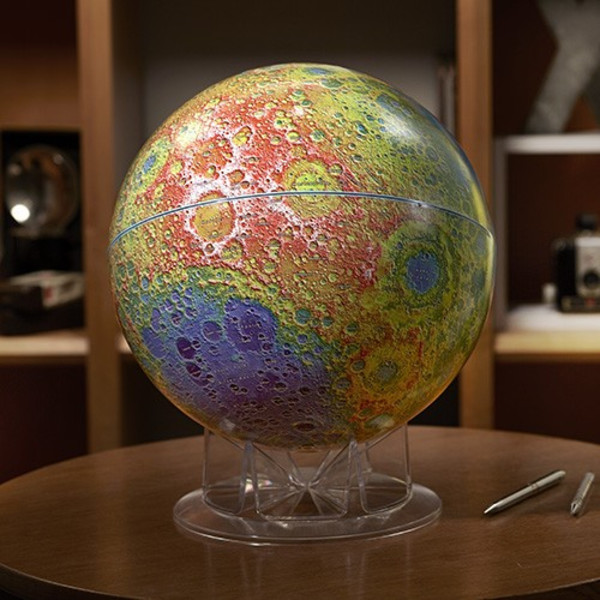 Sky-Publishing Globe Moon topographical 30cm