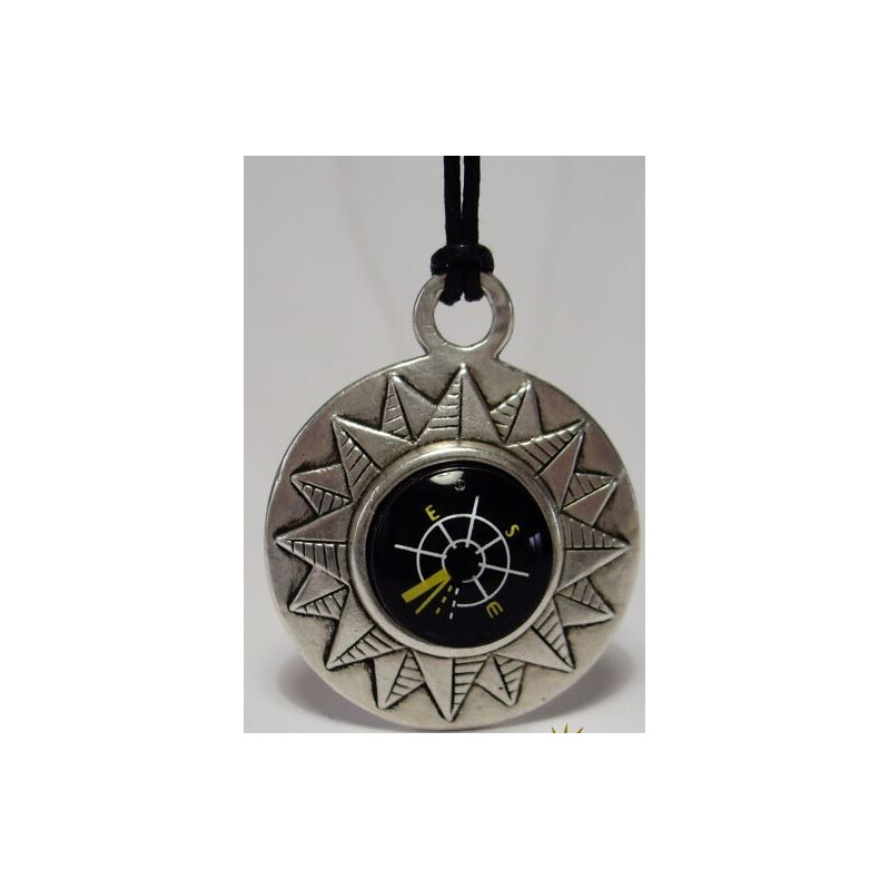 Ragalaxys Pendent Compass Wind Rose